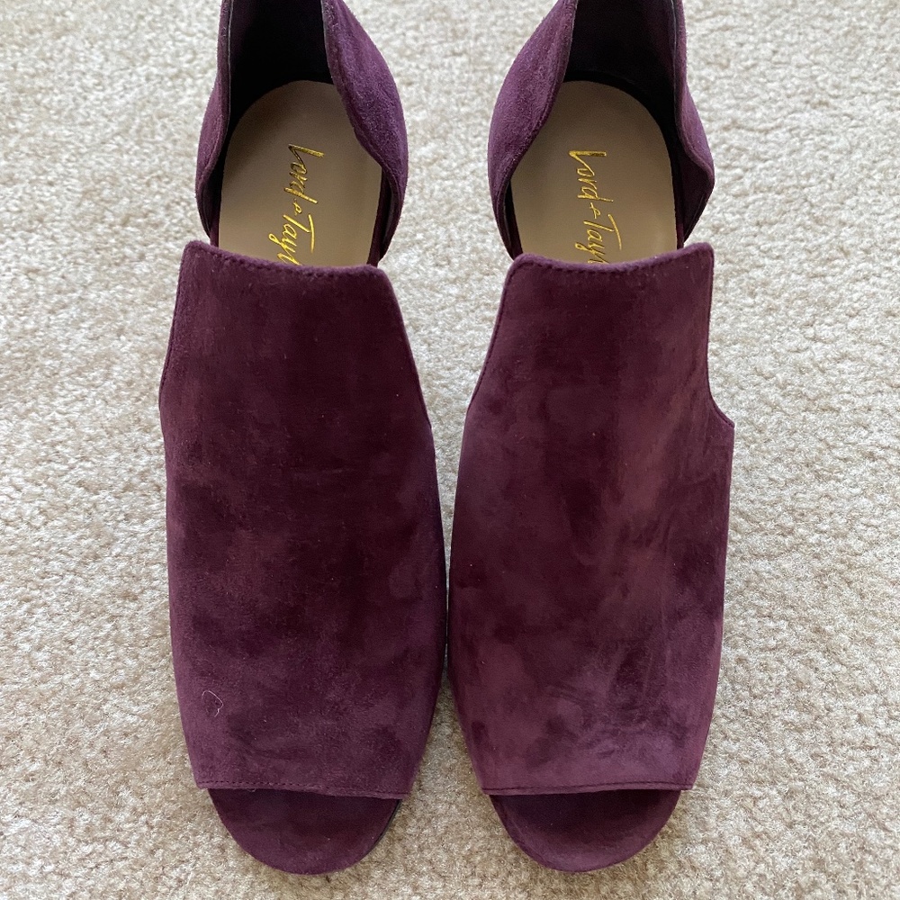 Lord and Taylor Gracie Heels - Brand New!